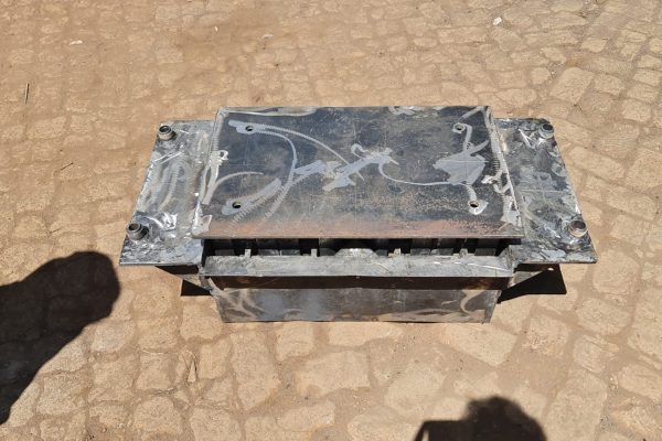 Hollow Block mould with top punch